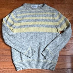 Vintage light gray wool sweater with pale yellow stripes, sz large